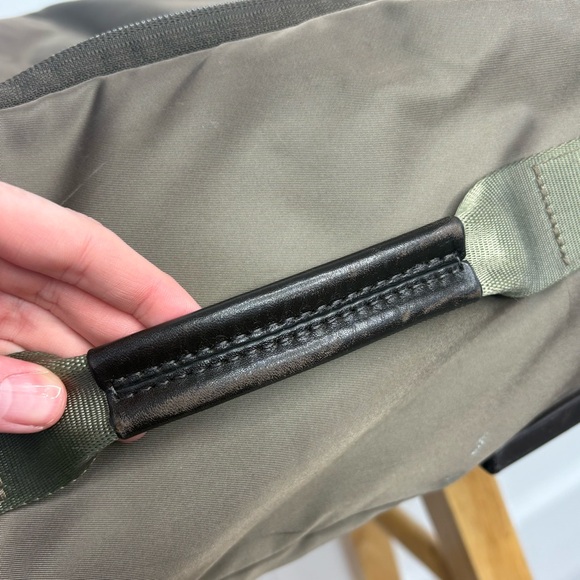 Tumi Voyageur Super Leger International Carry On Rolling Suitcase Bag Green - Picture 10 of 13